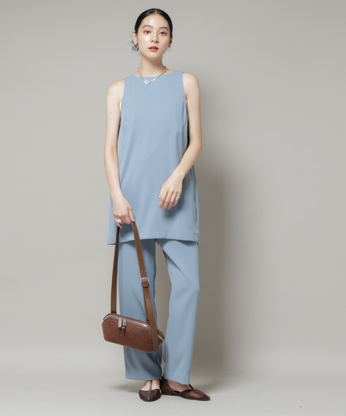 NANO universe（ナノユニバース）の「ダブルクロスノースリーブブラウス×パンツセットアップ（つなぎ/オールインワン・レディース・ブルー/ブラック・S/M）」の14枚目の写真