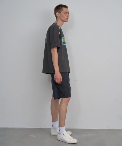 Mid 90s Club(ミッドナインティーズクラブ)の「Nylon Utility Simple Logo Shorts(その他パンツ・メンズ・ベージュ/ブラック・X-LARGE/LARGE/MEDIUM)」の15枚目の写真