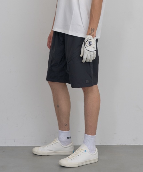 Mid 90s Club(ミッドナインティーズクラブ)の「Nylon Utility Simple Logo Shorts(その他パンツ・メンズ・ベージュ/ブラック・X-LARGE/LARGE/MEDIUM)」の10枚目の写真