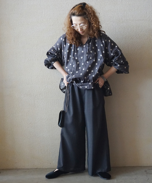 JOURNAL STANDARD LUXE(ジャーナルスタンダード ラックス)の「ヘムフリルギャザーブラウス(シャツ/ブラウス・レディース・ブラック/ブラック系その他・FREE)」の19枚目の写真