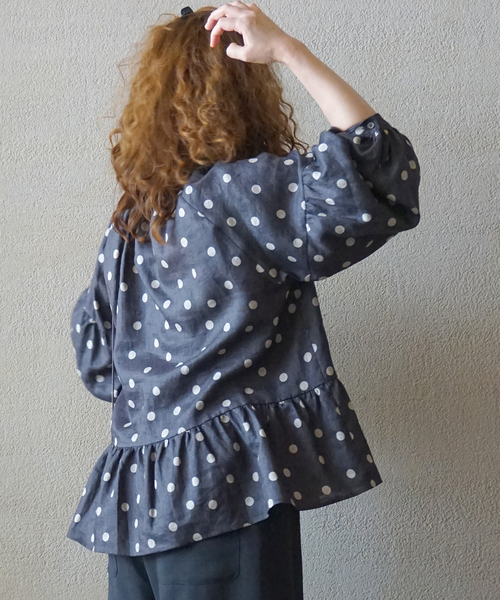 JOURNAL STANDARD LUXE(ジャーナルスタンダード ラックス)の「ヘムフリルギャザーブラウス(シャツ/ブラウス・レディース・ブラック/ブラック系その他・FREE)」の20枚目の写真