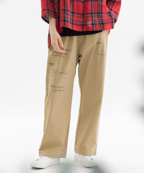 nop de nod(ノップドゥノッド)の「メッセージロゴプリントパンツ(その他パンツ・レディース・ベージュ/キャメル/カーキ/インディゴブルー・M)」の9枚目の写真