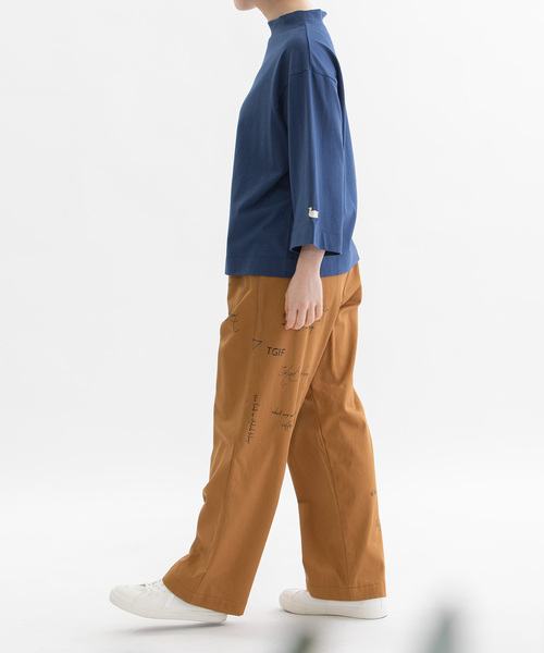 nop de nod(ノップドゥノッド)の「メッセージロゴプリントパンツ(その他パンツ・レディース・ベージュ/キャメル/カーキ/インディゴブルー・M)」の21枚目の写真