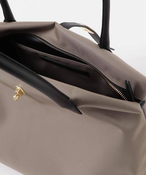 URBAN RESEARCH ROSSO WOMEN（アーバンリサーチ　ロッソ）の「VIOLA d’ORO　BIANCA スクエアバッグ（トートバッグ・レディース・モカ・-）」の3枚目の写真