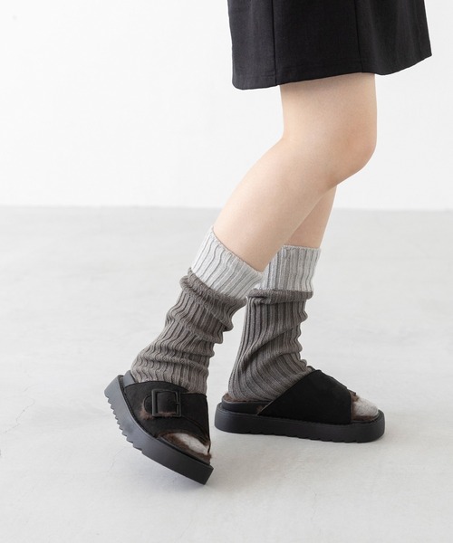 welleg(ウェレッグ)の「ゴールドバックル 厚底ファーサンダル(サンダル・レディース・ブラック/キャメル/ベージュ・S/M/L)」の13枚目の写真