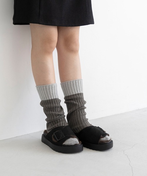 welleg(ウェレッグ)の「ゴールドバックル 厚底ファーサンダル(サンダル・レディース・ブラック/キャメル/ベージュ・S/M/L)」の14枚目の写真