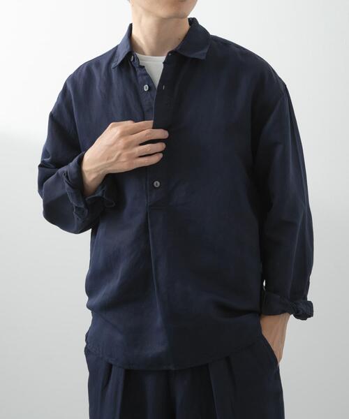 ITEMS URBANRESEARCH（アイテムズ アーバンリサーチ）の「Linen Blend Pullover Shirts（シャツ/ブラウス・メンズ・ブラック/ネイビー・MEDIUM）」の2枚目の写真