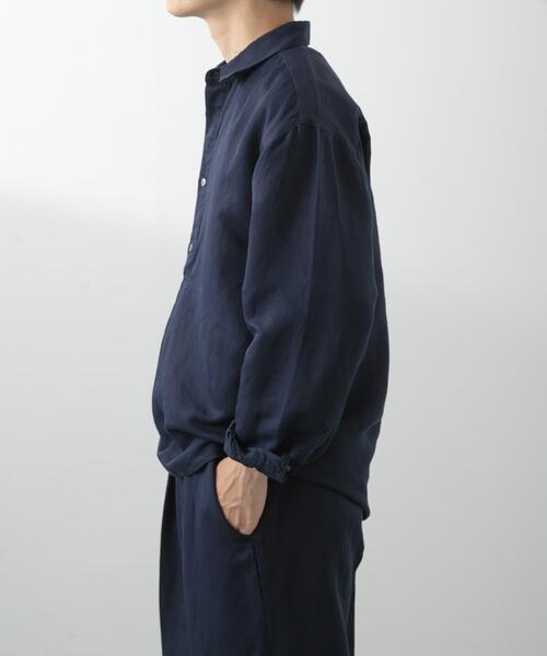 ITEMS URBANRESEARCH（アイテムズ アーバンリサーチ）の「Linen Blend Pullover Shirts（シャツ/ブラウス・メンズ・ブラック/ネイビー・MEDIUM）」の5枚目の写真