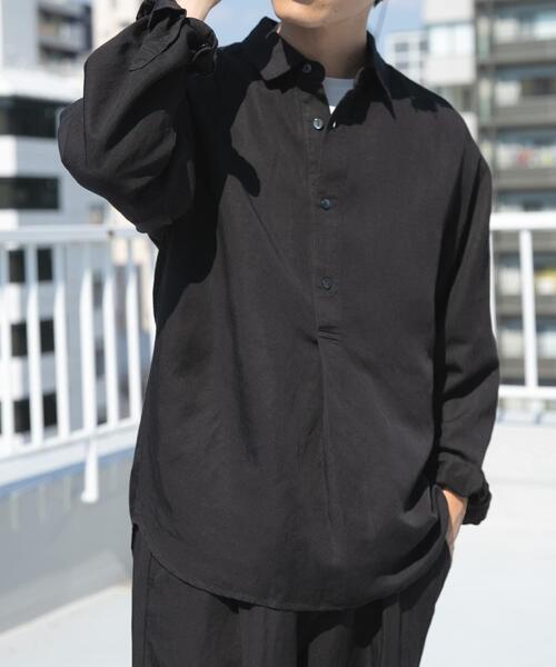 ITEMS URBANRESEARCH（アイテムズ アーバンリサーチ）の「Linen Blend Pullover Shirts（シャツ/ブラウス・メンズ・ブラック/ネイビー・MEDIUM）」の21枚目の写真