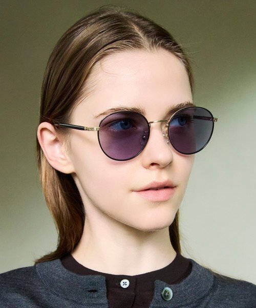 UNITED ARROWS（ユナイテッドアローズ）の「【WEB限定】Zoff｜UNITED ARROWS｜ボストン型 調光サングラス｜紫外線で色が変わる メタル 紫外線対策 UVカット ユニセックス ユナイテッドアローズ（サングラス・レディース・ブラック/ブラウン・FREE）」の4枚目の写真