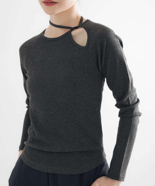 URBAN RESEARCH(アーバンリサーチ)の「カットアウトリブトップス(Tシャツ/カットソー・レディース・チャコールグレー/オフホワイト/カーキ・FREE)」の2枚目の写真