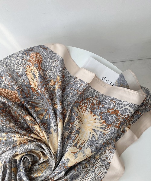 AS KNOW AS plus(アズノゥアズプラス)の「ヴィンテージ風大判スカーフ 90×90(バンダナ/スカーフ・レディース・F/E/D/C/B/A/H/J/K/L/G/I・FREE)」の20枚目の写真