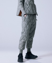 ダウンズボン ダウンパンツ」に該当するレディースのパンツ