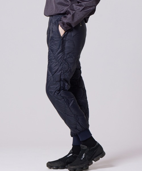 TAION（タイオン）の「【TAION（タイオン）】〈ユニセックス〉ミリタリー ダウンパンツ-ソフトシェル（その他パンツ・メンズ・オリーブ/ダークネイビー/グレイッシュベージュ/ダークオリーブ/ダークグリーン系/ブラック・XS/M/L/S/XL）」の6枚目の写真