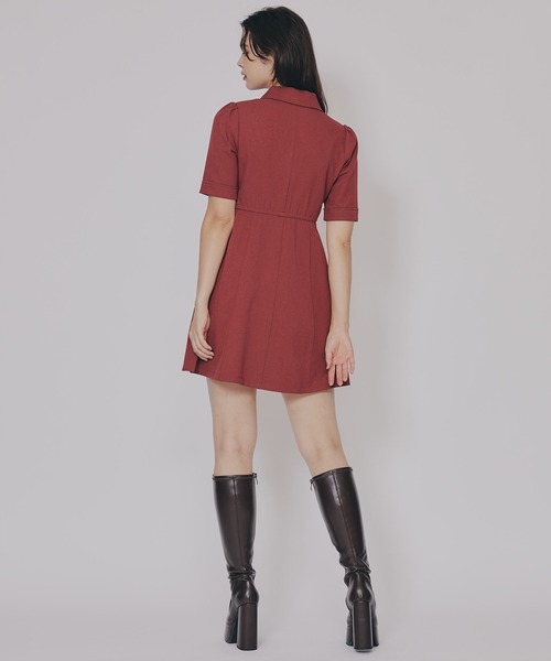 REDYAZEL(レディアゼル)の「エンブレムボタンツイルシャツワンピース(ワンピース・レディース・ブルー/レッド/ベージュ/ネイビー・MEDIUM/SMALL)」の17枚目の写真