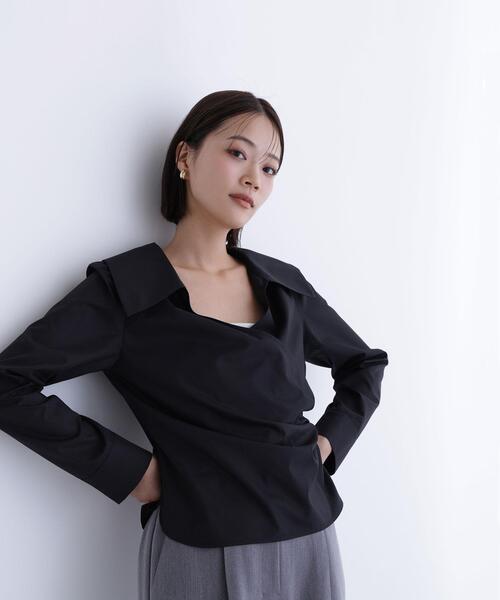 NATURAL BEAUTY BASIC(ナチュラルビューティーベーシック)の「◇カシュクールデザインブラウス(シャツ/ブラウス・レディース・ブラック/オフホワイト・MEDIUM/SMALL)」の7枚目の写真