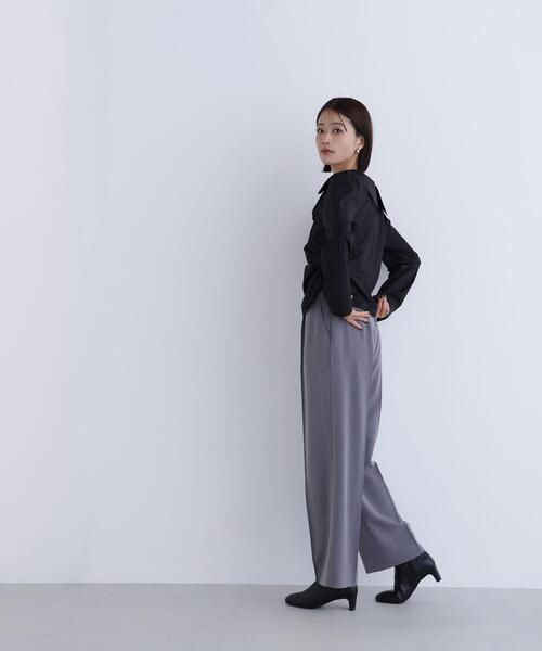 NATURAL BEAUTY BASIC(ナチュラルビューティーベーシック)の「◇カシュクールデザインブラウス(シャツ/ブラウス・レディース・ブラック/オフホワイト・MEDIUM/SMALL)」の8枚目の写真