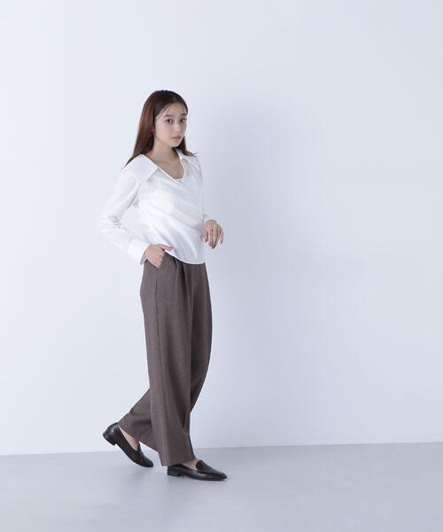 NATURAL BEAUTY BASIC(ナチュラルビューティーベーシック)の「◇カシュクールデザインブラウス(シャツ/ブラウス・レディース・ブラック/オフホワイト・MEDIUM/SMALL)」の17枚目の写真