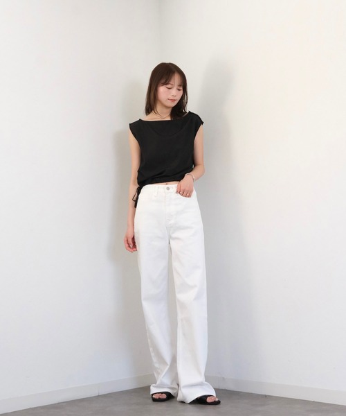Reurie'(レウリィ)の「ドローストリングサイドリボントップ / 夏トップス ノースリーブ シンプル 大人カジュアル シャツ ブラウス リボン(シャツ/ブラウス・レディース・ブラック/ホワイト・FREE)」の14枚目の写真
