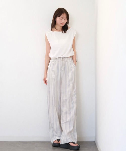Reurie'(レウリィ)の「ドローストリングサイドリボントップ / 夏トップス ノースリーブ シンプル 大人カジュアル シャツ ブラウス リボン(シャツ/ブラウス・レディース・ブラック/ホワイト・FREE)」の19枚目の写真