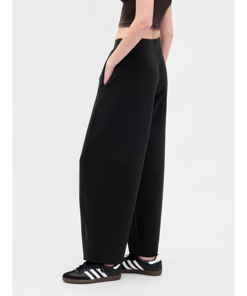 GAP（ギャップ）の「GapFit バレル スウェットパンツ（スウェットパンツ・レディース・ブラック/グレー・M/S/XS/L/XXS）」の3枚目の写真