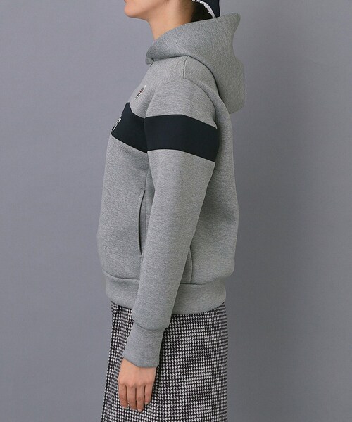 adabat（アダバット）の「【ADABAT NAVY】ブロッキングラインロゴフーディー（パーカー・レディース・グレー/ネイビー・38/40/42）」の5枚目の写真