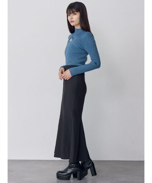 MURUA(ムルーア)の「スリットマーメイドスカート(スカート・レディース・ブラック/ブラウン/その他2・1/2)」の4枚目の写真