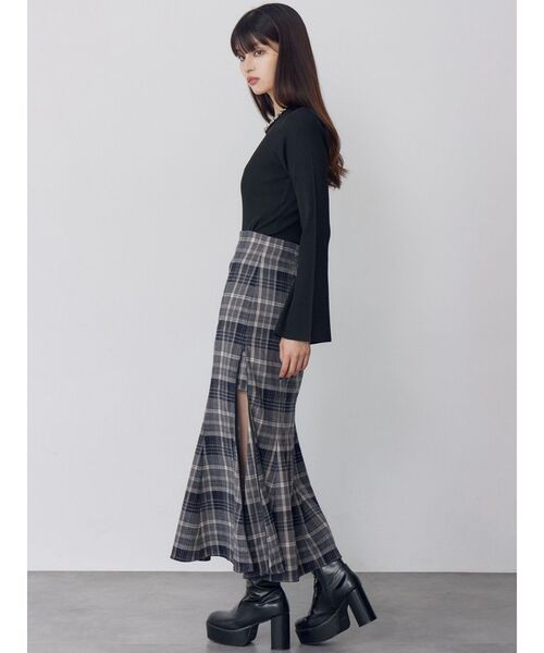 MURUA(ムルーア)の「スリットマーメイドスカート(スカート・レディース・ブラック/ブラウン/その他2・1/2)」の20枚目の写真