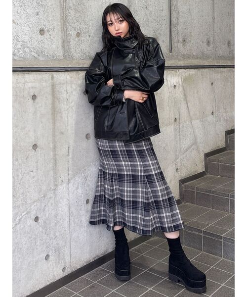 MURUA(ムルーア)の「スリットマーメイドスカート(スカート・レディース・ブラック/ブラウン/その他2・1/2)」の8枚目の写真