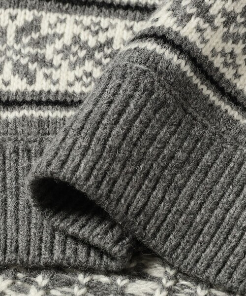 BEAMS(ビームス)の「ホリデー クルーネック ニット(ニット/セーター・メンズ・グレー/ネイビー・M/L/S/XL)」の5枚目の写真