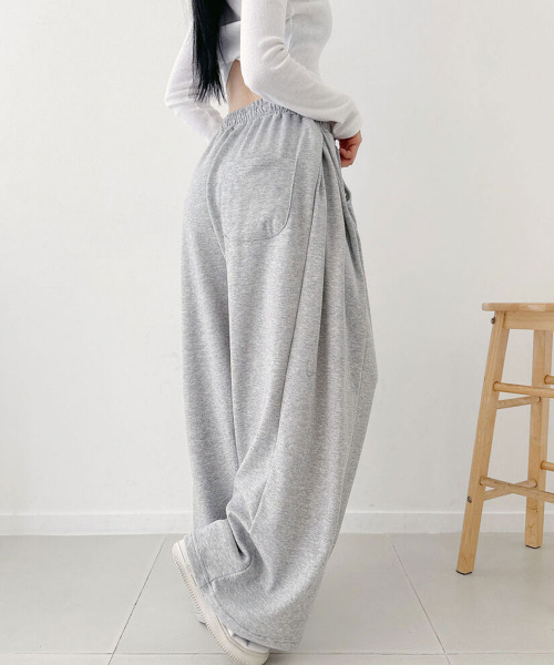 VIVID LADY（ビビッドレディー）の「サイドウエストタック ワイド スウェットパンツ（スウェットパンツ・レディース・グレー/ブラウン/ブラック・FREE）」の6枚目の写真