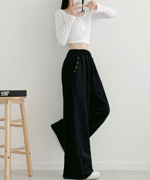 VIVID LADY（ビビッドレディー）の「サイドウエストタック ワイド スウェットパンツ（スウェットパンツ・レディース・グレー/ブラウン/ブラック・FREE）」の22枚目の写真