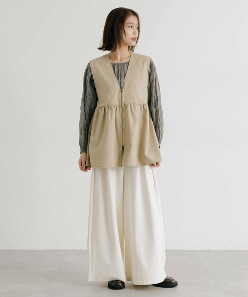 studio CLIP（スタディオクリップ）の「切り替えZIPフレアベスト（ベスト・レディース・ブラック/ライトブルー/ベージュ・FREE）」の14枚目の写真