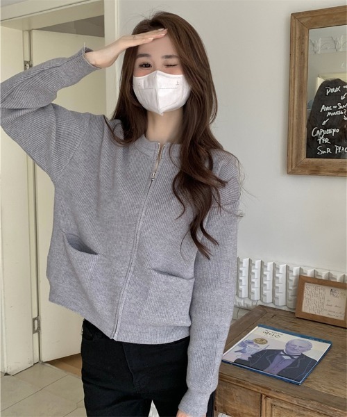 売り切り価格　THE GUILTY PARTIES グレー カーディガン 売り切り価格 THE GUILTY PARTIES グレー カーディガン 売り切り価格