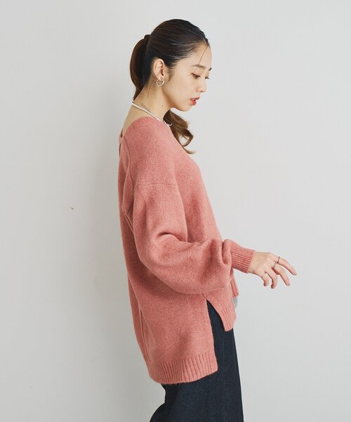 un dix cors(アンディコール)の「ヤクライクVネックニット(ニット/セーター・レディース・グレー/ブラック/パープル/ピンク/ホワイト・FREE)」の8枚目の写真