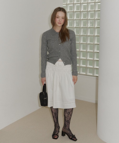 GIUNON(ジウノン)の「ladder lace gather skirt / ラダーレースギャザースカート(スカート・レディース・ベージュ/ブラック/ホワイト・FREE)」の4枚目の写真