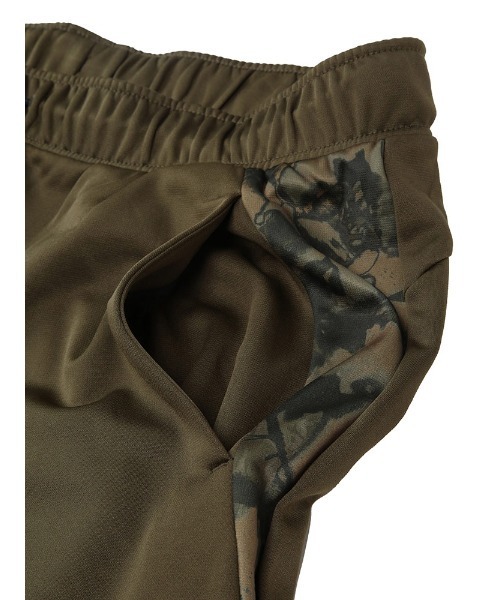 UNDER ARMOUR(アンダーアーマー)の「アンダーアーマー パンツ メンズ 大きいサイズ FITTED アーマーフリース カモ ジョガーパンツ トレーニング ランニング UNDER ARMOUR(その他パンツ・メンズ・ブラック/カーキ・3XL/4XL/5XL)」の16枚目の写真