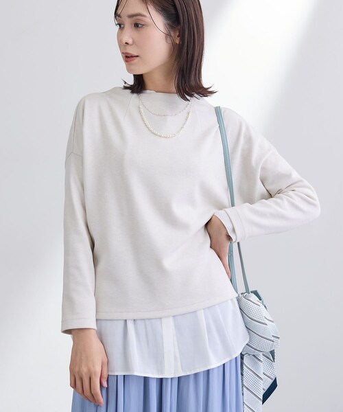 INDIVI（インディヴィ）の「【SETUP可能／洗える／UVケア】ライトジャージ ボトルネックトップス（Tシャツ/カットソー・レディース・オフホワイト/サックスブルー/ブラック/ダークグレー・05/13/15 /19/34/38）」の2枚目の写真