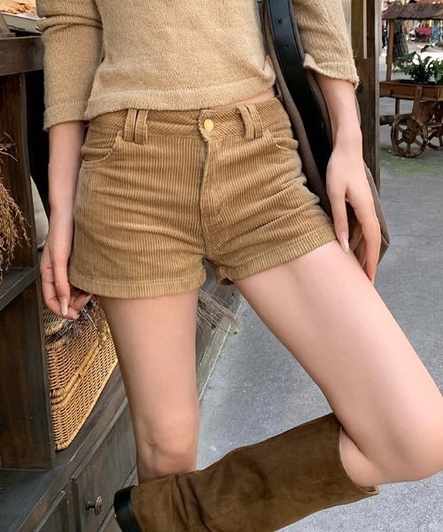 SHEENA(シーナ)の「コーデュロイショートパンツ(その他パンツ・レディース・ブラック/ブラウン/キャメル・M)」の9枚目の写真
