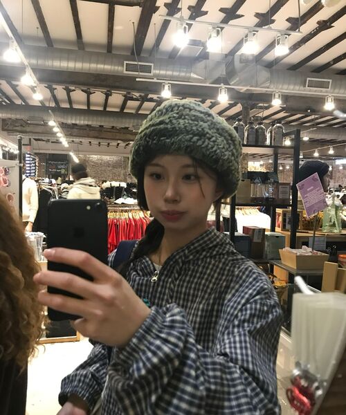RONRON(ロンロン)の「PENDANT FRILL HOODIE WIND JUMPER RED CHECK(ナイロンジャケット・レディース・その他・FREE)」の13枚目の写真