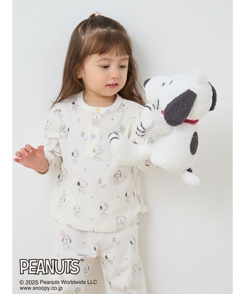 gelato pique(ジェラートピケ)の「【PEANUTS PUPPIES】【BABY】総柄プルオーバー(ベビーパジャマ/スリーパー・キッズ・クリーム・80)」の3枚目の写真
