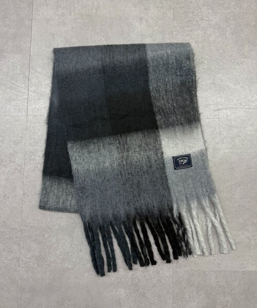 CPCM（シーピーシーエム）の「アソート柄バルキーマフラー（マフラー・レディース・ブラック/ベージュ/ネイビー・FREE）」の4枚目の写真