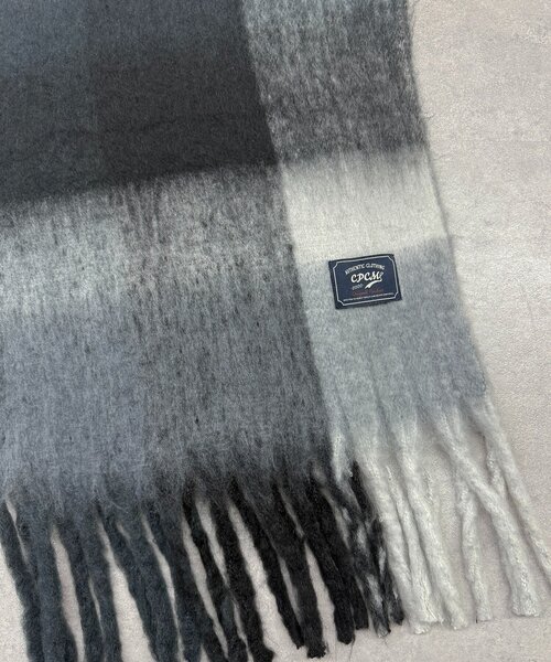 CPCM（シーピーシーエム）の「アソート柄バルキーマフラー（マフラー・レディース・ブラック/ベージュ/ネイビー・FREE）」の5枚目の写真