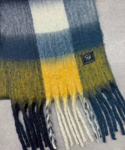 CPCM（シーピーシーエム）の「アソート柄バルキーマフラー（マフラー・レディース・ブラック/ベージュ/ネイビー・FREE）」の9枚目の写真