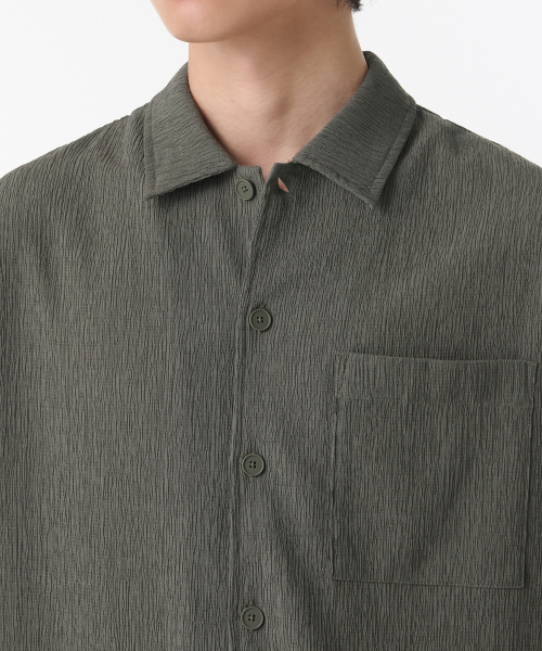 MUSINSA STANDARD（ムシンサスタンダード）の「クリンクルリラックス半袖シャツ [カーキグレー]（シャツ/ブラウス・メンズ・その他・MEDIUM/LARGE/X-LARGE/XX-LARGE）」の5枚目の写真