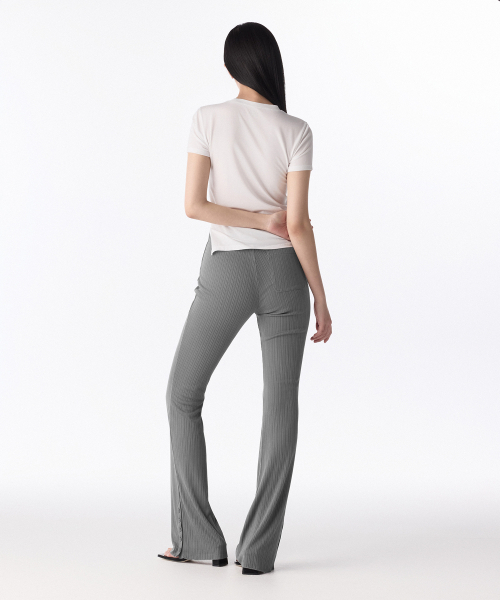 MUSINSA STANDARD WOMAN（ムシンサスタンダードウーマン）の「ウィメンズバーティカルテクスチャーサイドボタンジャージパンツ[グレー]（スラックス・レディース・その他・30/24/26/28）」の3枚目の写真