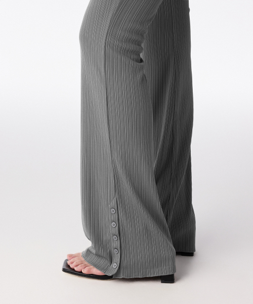 MUSINSA STANDARD WOMAN（ムシンサスタンダードウーマン）の「ウィメンズバーティカルテクスチャーサイドボタンジャージパンツ[グレー]（スラックス・レディース・その他・30/24/26/28）」の5枚目の写真