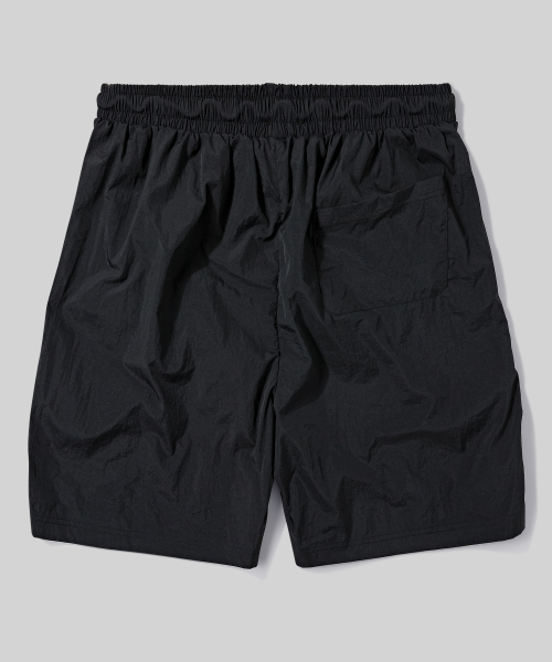 Verdnt（バーダント）の「ナイロンスプリットショートショーツ[ブラック]（その他パンツ・レディース・ブラック・SMALL/MEDIUM/LARGE）」の6枚目の写真