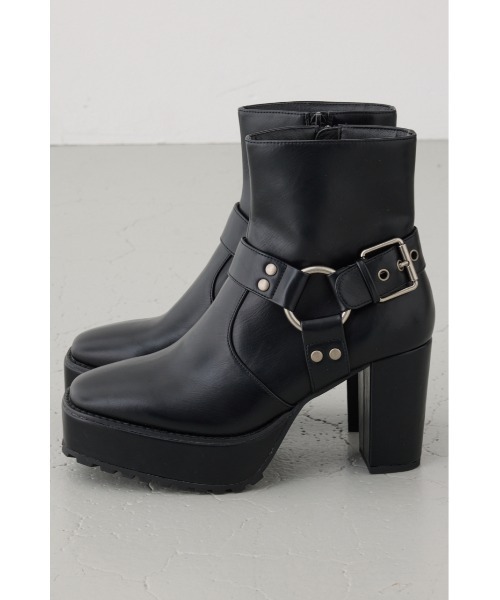 AZUL by moussy(アズールバイマウジー)の「エンジニアプラットフォームショートブーツ 靴(ブーツ・レディース・ブラック/ブラウン・SMALL/MEDIUM/LARGE)」の6枚目の写真