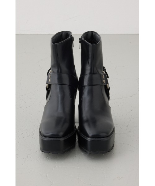 AZUL by moussy(アズールバイマウジー)の「エンジニアプラットフォームショートブーツ 靴(ブーツ・レディース・ブラック/ブラウン・SMALL/MEDIUM/LARGE)」の7枚目の写真